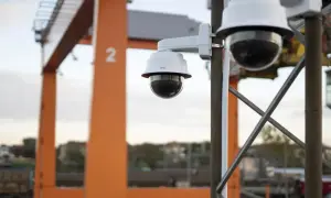 Kamery PTZ na placu budowy. Detekcja PTZ co to znaczy? To inteligentne śledzenie ruchu i obiektów.